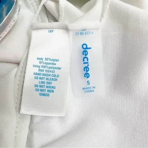 Decree NWT Tropical Print One Piece Swimsuit Women's Size Small Summer Vacation