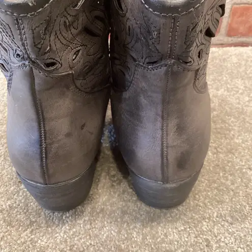 American Eagle  Jesse Women’s Gray western boots size 11