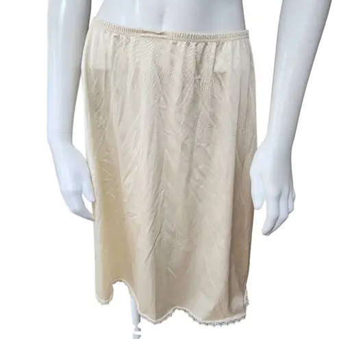 Vanity Fair Vintage Cream Slip Skirt (M)