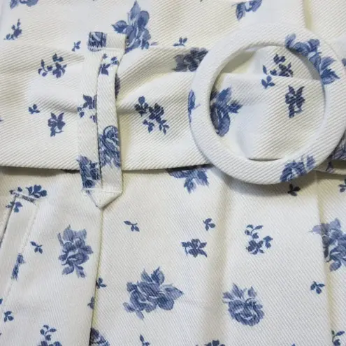 Sézane NWT Sezane Deia Short in Blue Rose Floral Heavy Cotton Pleated Shorts 34 / 2