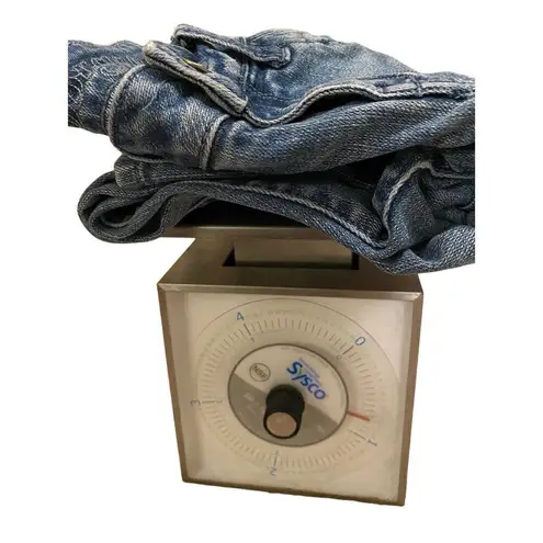 Delias Morgan Low Rise Distressed Jeans Straight Leg Medium Wash Denim Blue Size 4