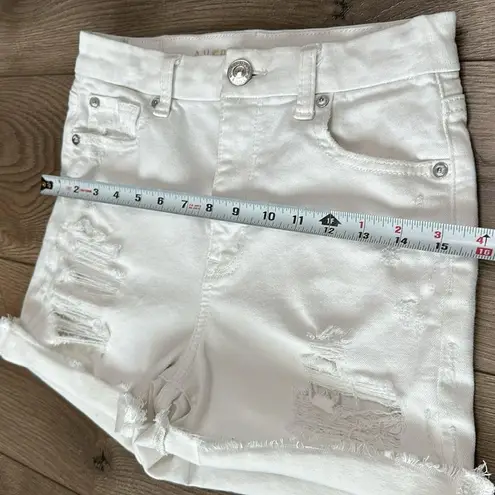 American Eagle  Curvy High Rise White Shortie Stretch Jean Shorts Size 2