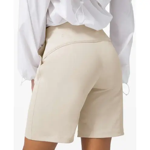 Lululemon In Power Mid Rise Short 8" Women Size 6 Color Dune Athleisure Casual