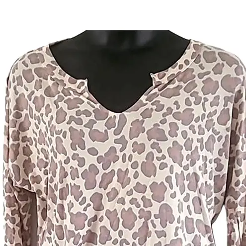 NWOT Blis Women’s Beige Pink Leopard Animal Print Long Sleeve Top Size XL Tan