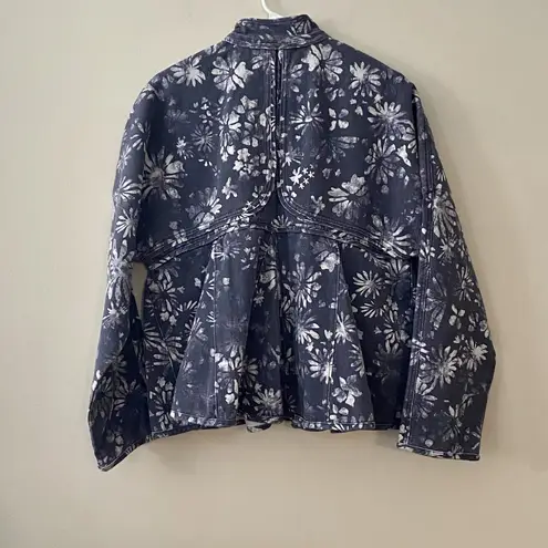 Free People NWOT    Lua Bed Jacket