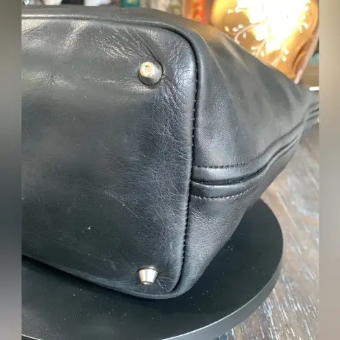 Perlina black smooth leather shoulder bag with silver accents pre loved