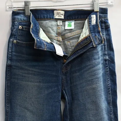 J.Crew  9" Vintage Straight Jean Size 24 Mid Rise