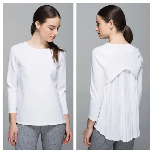 Lululemon NEW  Pleat On Long Sleeve Top Crewneck Cream Women's 6