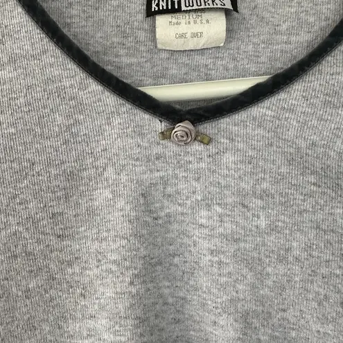 Knit Works Vintage Gray Ribbed Baby Tee Y2K Minimalist Style Medium