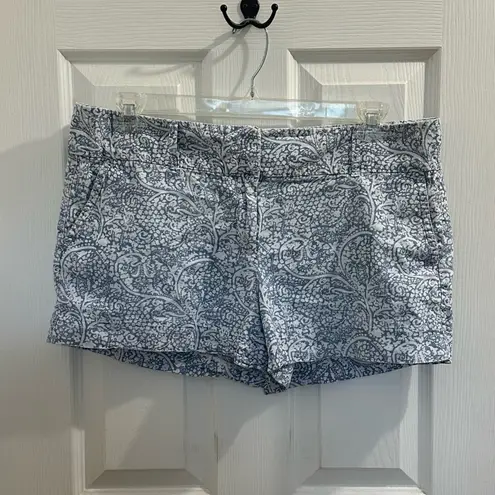 Ann Taylor  Twill Cotton Shorts Blue & White Pattern 12 Large Flat Front - Image 2