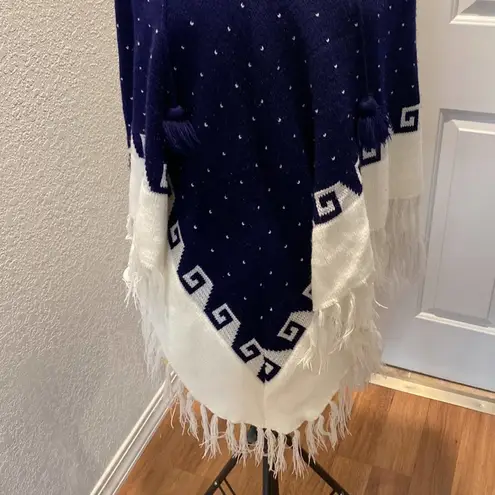 Women’s Knitted Sweater Poncho w/Tassels & Fringe Navy Blue & White EUC OS Size L