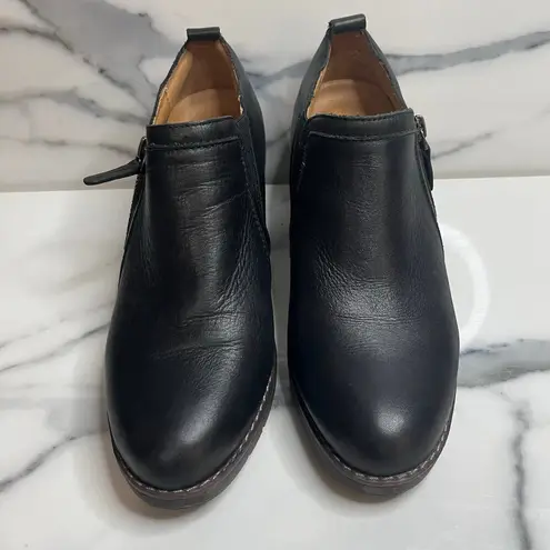 Easy Spirit NWOB Women's Black Leather Chunky Heel Comfort Secosa Boots Sz 7.5