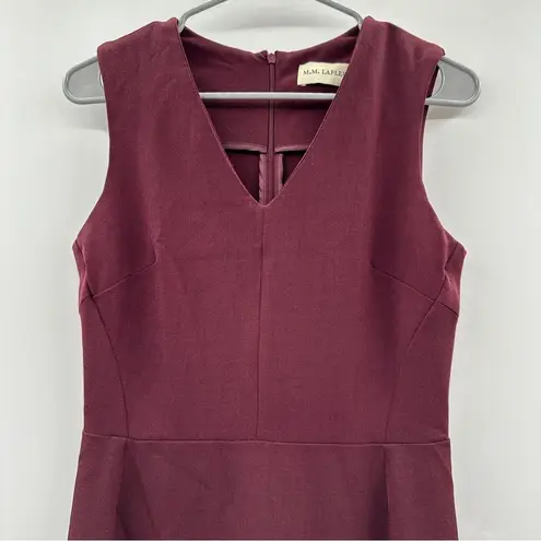 MM.LaFleur Annie V Neck Sleeveless Sheath Dress in Claret Burgundy Sz 4