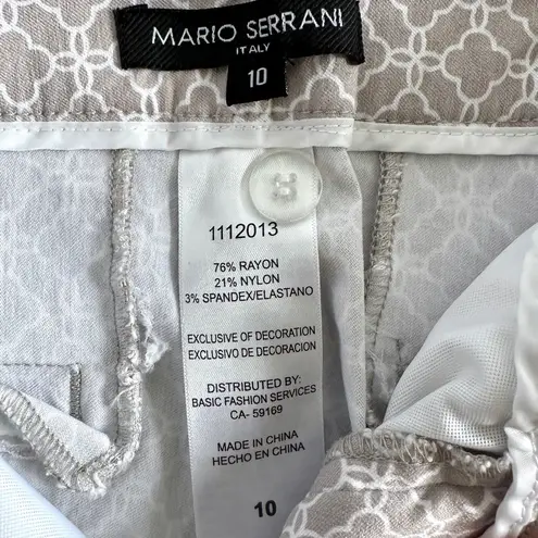 Mario Serrani Shorts Womens 10 Tan White Bermuda Pockets Stretchy Casual Comfort