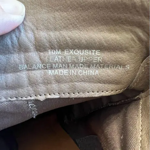 Crown Vintage Brown Suede Wedge Ankle Booties Size 10