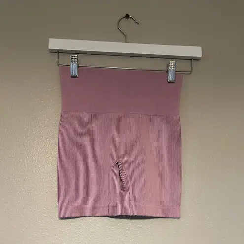 Colsie Ribbed Biker Shorts in Pink/Purple Color Pink