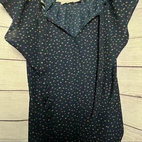 Lauren Conrad Womens Pleated Neck Tie back Short Sleeve Blouse Sz M Size M