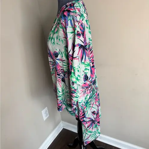 CARAMELA Floral Poncho Top