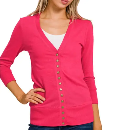 Zenana Outfitters NEW Womens S Small Hot Pink Cardigan Snap Sweater V-Neck Slim Fit Lightweight