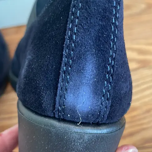 The Flexx Suede Cross