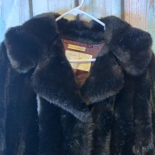 🚫SOLD🚫Vintage Natelsons Made in Scotland Dark Brown Faux Fur Coat Size M