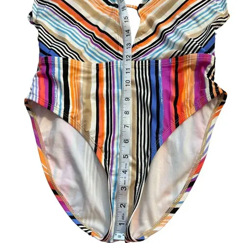 Reaction Kenneth Cole Kenneth Cole Reaction Stripe Cut Out One Piece Swimsuit Women's Size Small NEW