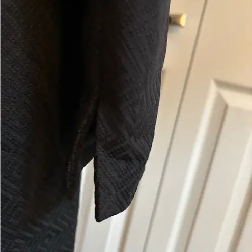 Le Suit Classic Black Skirt Set