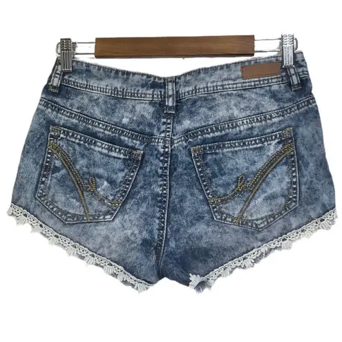 Harmony & Havoc Lace Embroidered Blue Acid Wash Distressed Denim Shorts NWOT