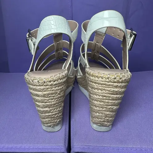 Charles by Charles David  White Excess Croc Embossed Platform Wedges Heels 8.5M - Image 7