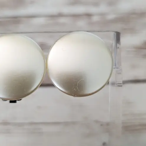 Vintage Clip On Earrings