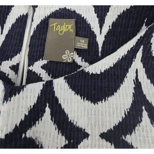 Taylor Dress Women's 14 Navy & White Jacquard Fit & Flare Cruise Vacation Beach Black Size 14P