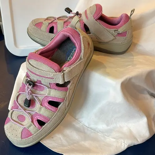 Orthofeet Sandals/Outdoor/Walking/Hiking Naples 2way Strap Close Toe Women 10D Gray Size undefined