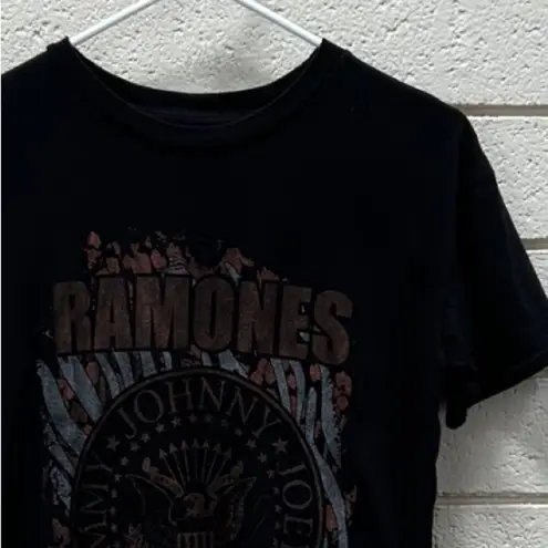 Ramones  Black Band Tee XS