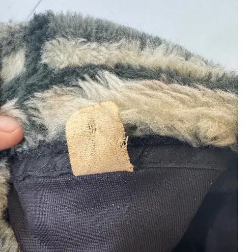 VTG Uniqu Faux Fur Bucket Hat Plaid Pattern Winter Warm Earflap Style Gray