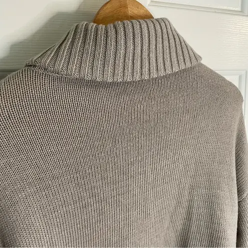 Cliché Cozy Beige Turtleneck Sweater Sleeves faux Fur Size XS cabin core chic Tan