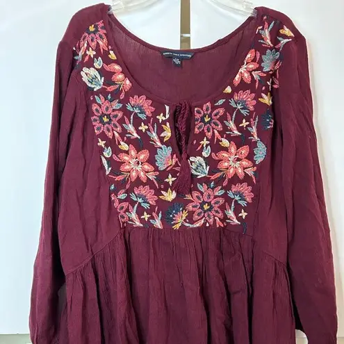 American Eagle  Outfitters Peasant top. Size L. EUC.‎