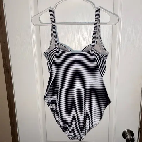 Nip Tuck Swim Sorrento Stripe Joanne Swimsuit Womens 10 Ruched Slimming 1 Pc Black