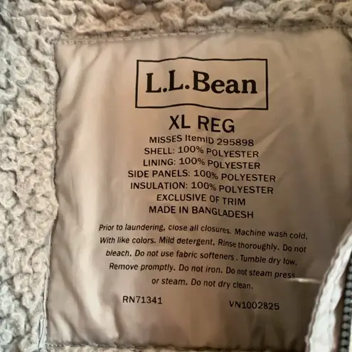 L.L.Bean  Size XL Women’s Jacket Coat Puffer Silver Outdoor Winter Regular