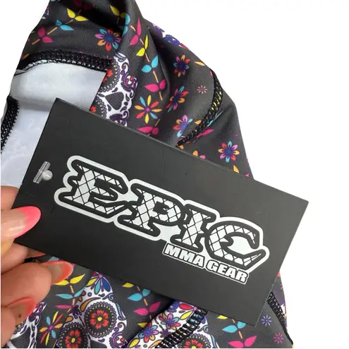 Epic MMA Size L Pocket Biker Shorts Multicolor Sugar Skull Print Cross Fit NWT Black Size L