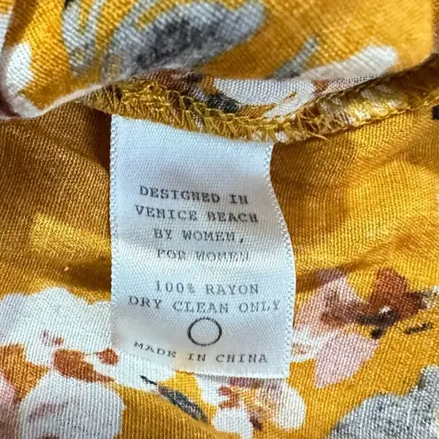 Flynn Skye Justine Romper Women's Medium Orange Floral Puff Sleeve Smocked RTR