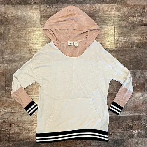 Daytrip  Lightweight Hooded Top From Buckle Light Pink Color Size XS - Image 1