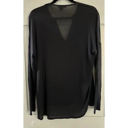 Vince  Black 100% Silk Front Viscose Blend Back Blouse Shirt Top Size Small