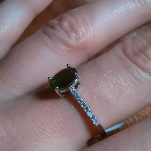 Green Chrome Diopside And White Zircon Sterling Silver Ring (Size 9)