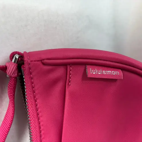 Lululemon City Essentials Mini Bag