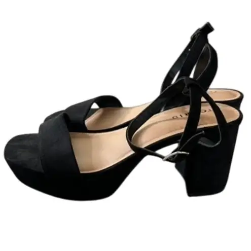 Torrid  Platform Block Heel‎ Sandal Sz 7 Extra Wide Black Velvet Ankle Strap