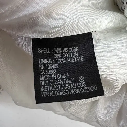 Tahari Size 6 Tweed Blazer Jacket White Black Fringe Stitch Detail V-Neck READ