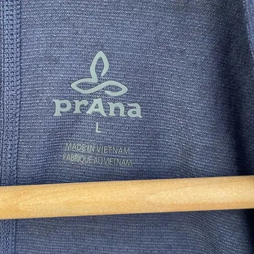 prAna Women’s blue long sleeve athleisure lightweight shirt Large