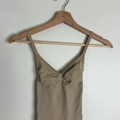 SKIMS Seamless Sculpt Mid Thigh Bodysuit in clay size small NWOT
