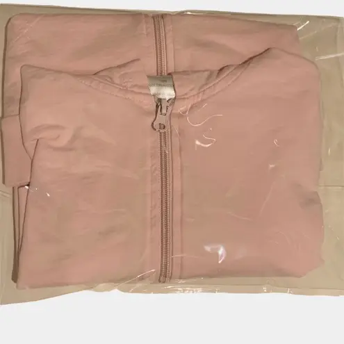 Casual Gear Soft Light Pink Hoodie With Zip Up Middle Closure Size Small