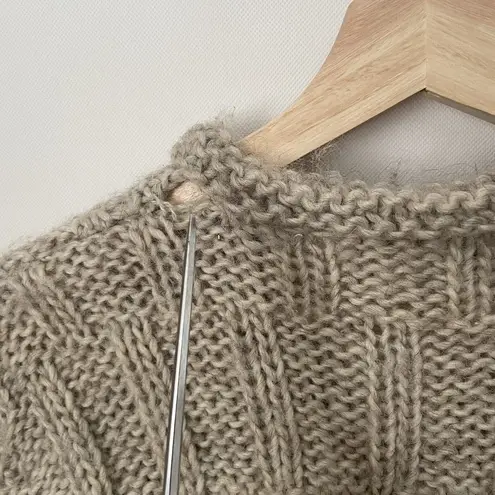 Robinson’s Pacesetter Sweater Womens Size Small 100% Wool Cardigan Hand Made Tan